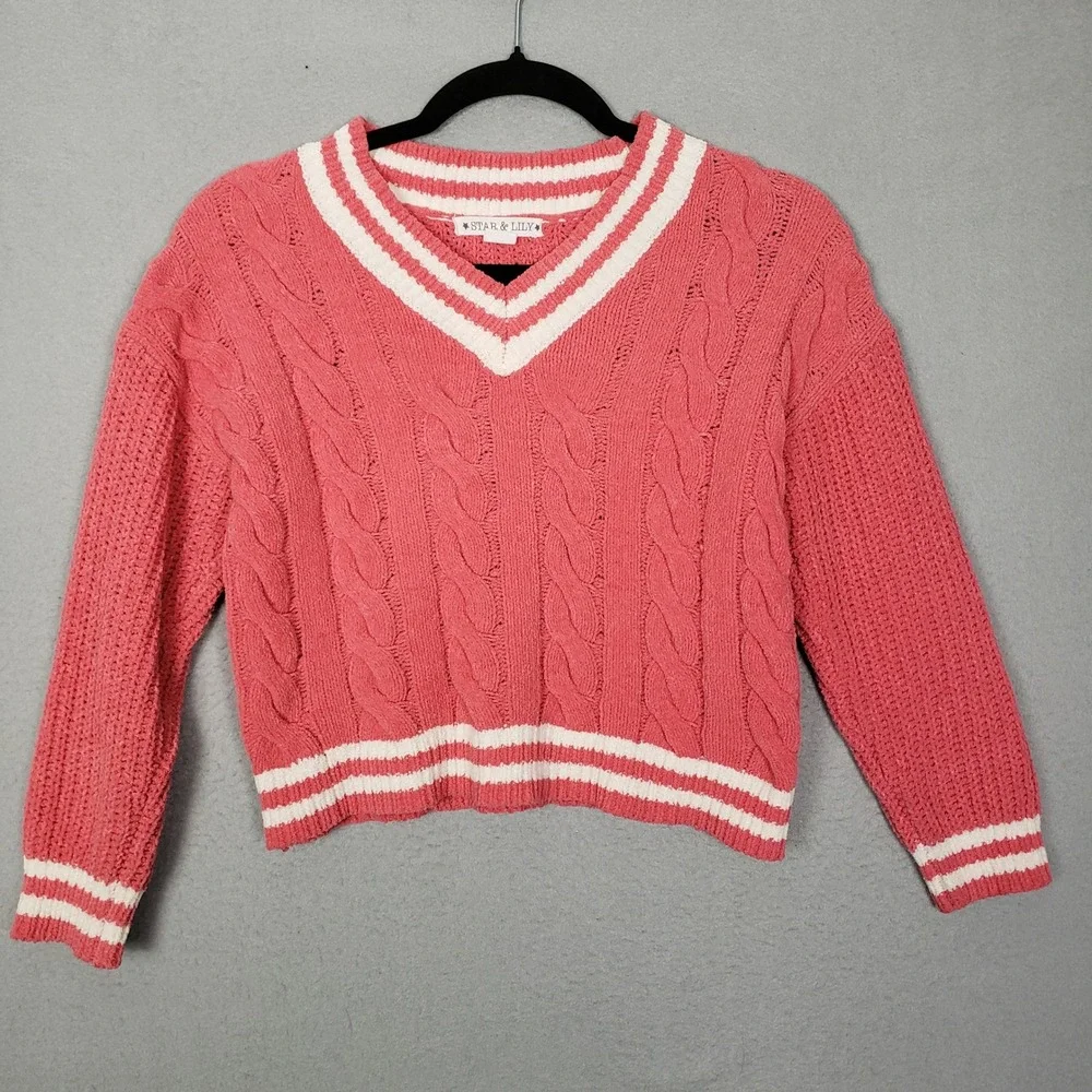 Star Lilly Varsity Sweater V-neck Pullover Salmon White Chunky Knit Academia L